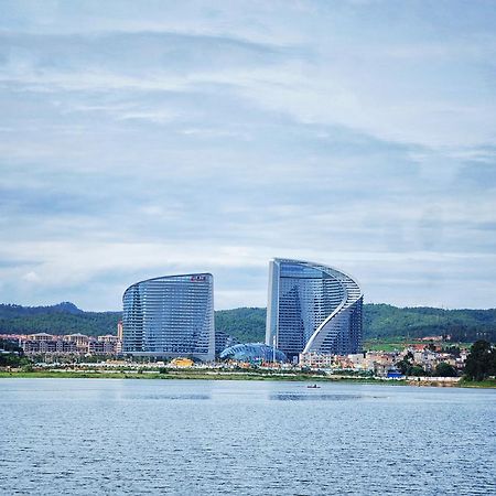 Howard Johnson Flower City Hotel Kunming Dış mekan fotoğraf