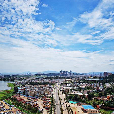 Howard Johnson Flower City Hotel Kunming Dış mekan fotoğraf