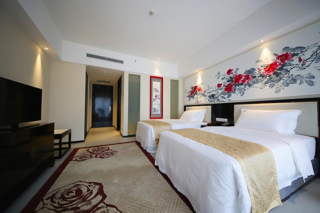 Howard Johnson Flower City Hotel Kunming Dış mekan fotoğraf