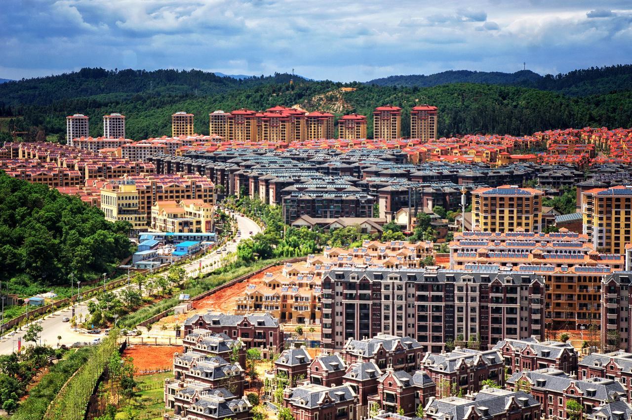 Howard Johnson Flower City Hotel Kunming Dış mekan fotoğraf