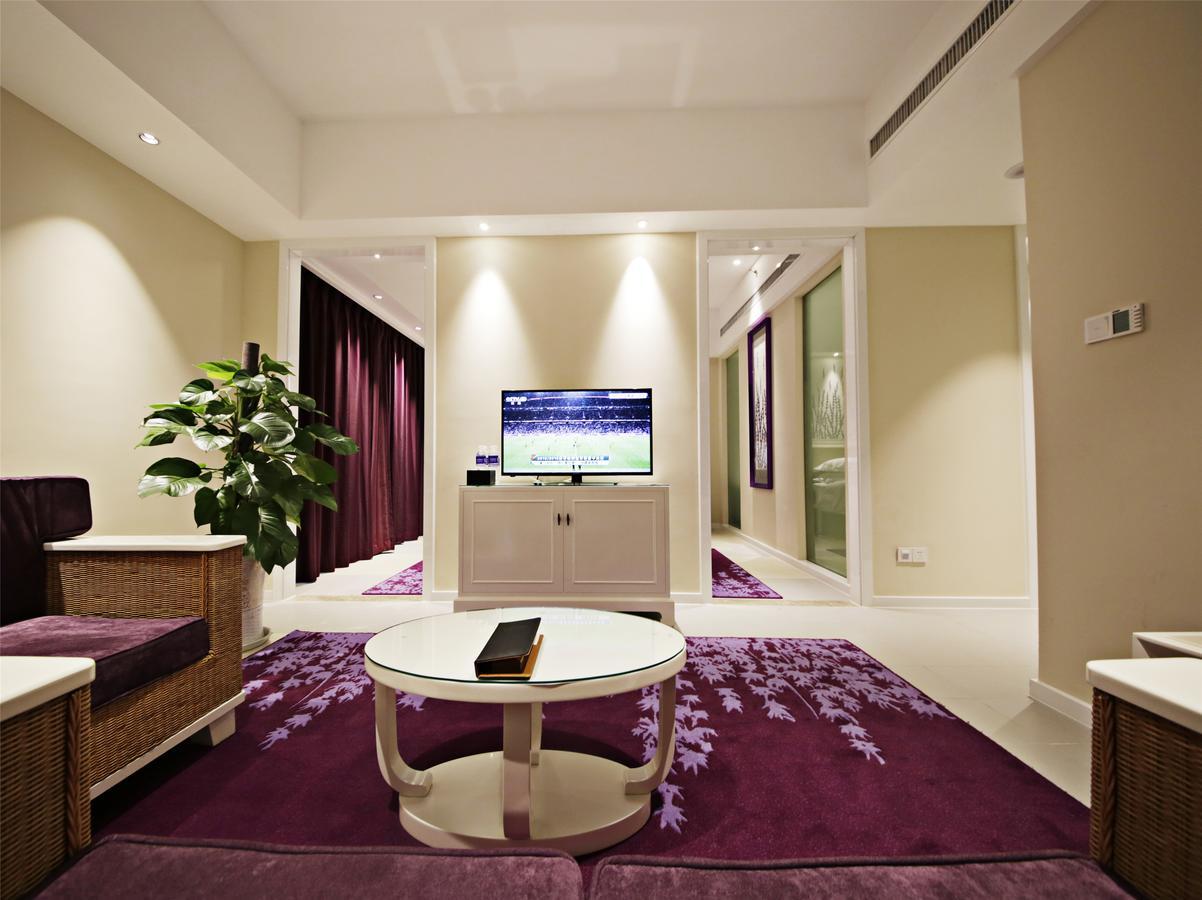 Howard Johnson Flower City Hotel Kunming Dış mekan fotoğraf
