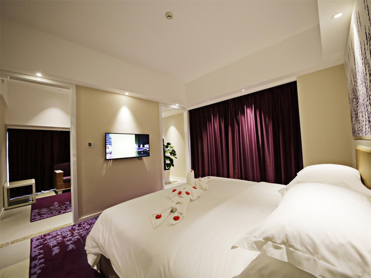 Howard Johnson Flower City Hotel Kunming Dış mekan fotoğraf
