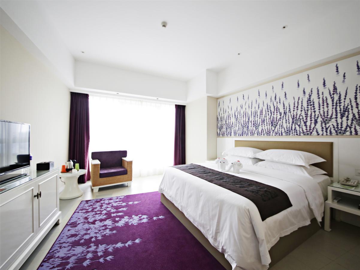 Howard Johnson Flower City Hotel Kunming Dış mekan fotoğraf