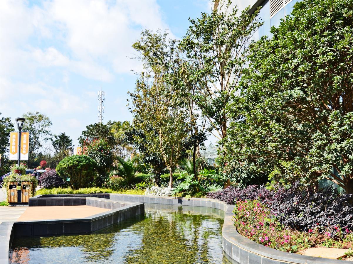 Howard Johnson Flower City Hotel Kunming Dış mekan fotoğraf